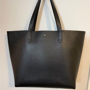 Cuyana Black Leather Tote